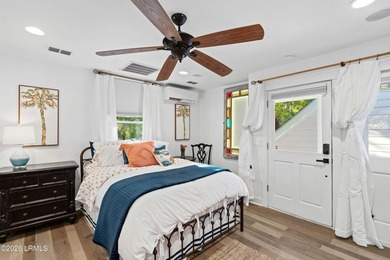 Spacious and versatile ~ this FIVE bedroom / 3 full bath - photo 50