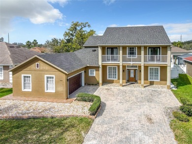 Lake Tohopekaliga Home For Sale in Kissimmee Florida