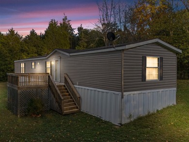 Lake Home For Sale in Bowling Green, Kentucky