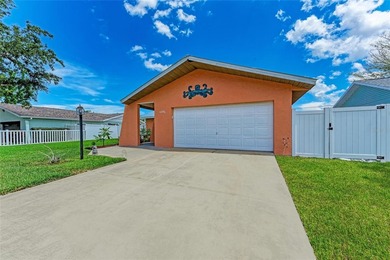 Discover this charming 2-bedroom, 2-bathroom residence with a - photo 4