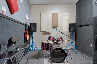 Wonderful Business Opportunity! A 2 room professional Rehearsal - photo 8