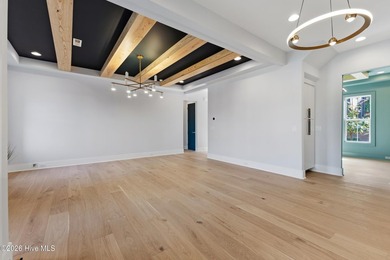 Custom Contemporary 4Bdr/2.5 Bath home in the desirable Resort - photo 10