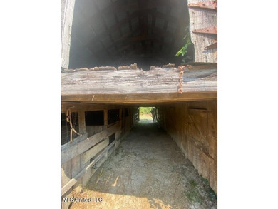 42 beautiful acres, with rolling pastures, mature trees and - photo 13