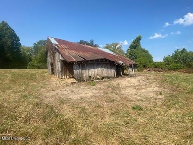 42 beautiful acres, with rolling pastures, mature trees and - photo 15