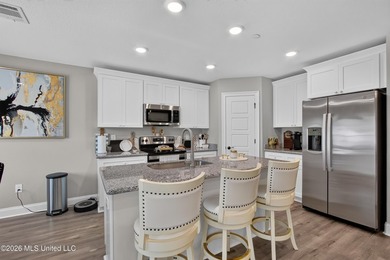Beautifully maintained home in one of Diamondhead's newest - photo 10