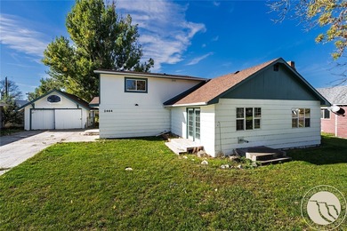 Yellowstone River Home For Sale in Worden Montana