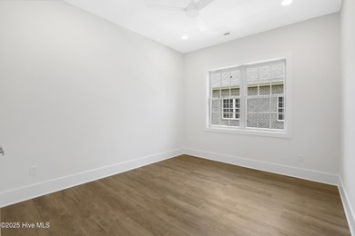 Prestigious New Construction in Landfall! This impressive Bay - photo 8