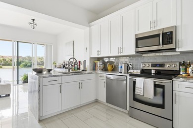 Beautifully renovated two-story residence in the gated CitySide - photo 9