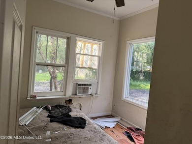 Investor Opportunity - Duplex with Income Potential This duplex - photo 13