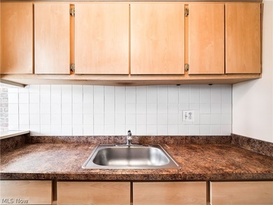 Welcome home to Kirtland House! Located in the heart of vibrant - photo 20