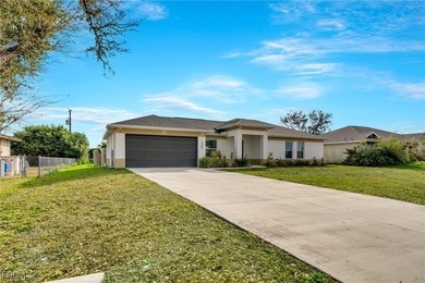 Welcome to 1327 NE 12th Ave, Cape Coral, FL, a beautifully - photo 26