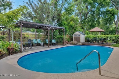 Welcome home to this inviting 3-bedroom, 2-bath pool home - photo 1