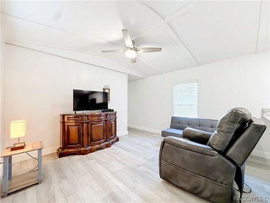 BACK ON THE MARKET due to the buyer having to cancel for - photo 6