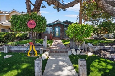 Welcome to one of Old Torrance's most inviting residences, where - photo 2