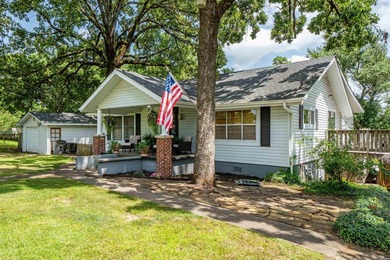 Spacious 5-bedroom, 3-bath home offering approximately 2,742+/- - photo 3