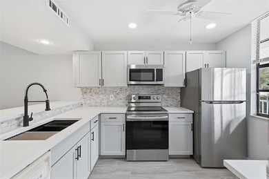 Pine Island Ridge Lakes Condo For Sale in Davie Florida