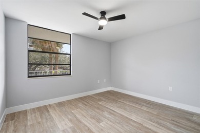 Spacious 2-bedroom, 2-bath condo in the heart of Davie! Ideally - photo 8