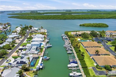 Hutchinson Island coastal gem! This gorgeous 2 BR 2 BA condo - photo 23