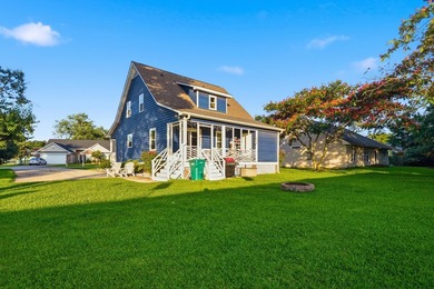 Updated, move-in ready, and ideally located. Welcome to 522 Lake - photo 26