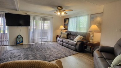FULLY FURNISHED waterfront home on .35 acres in Glades County - photo 27