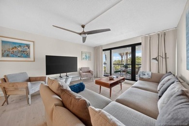 Welcome to your dream waterfront retreat! This beautifully - photo 10