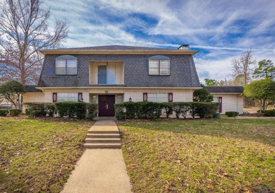 Crescent Lake  Home For Sale in Longview Texas