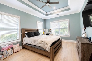 Luxurious 4-bedroom, 3.5-bath single-level stucco home situated - photo 35