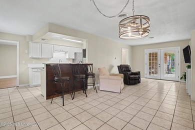 CHARMING HOME IN BILOXI! Only minutes from the beach, this home - photo 9
