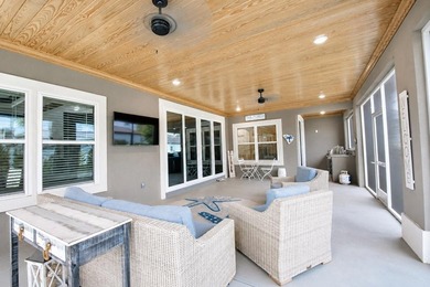 Luxurious 4-bedroom, 3.5-bath single-level stucco home situated - photo 47