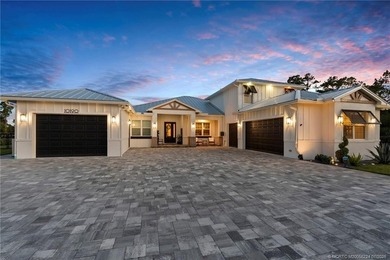 Experience the rare opportunity to enjoy luxury farmhouse living - photo 8