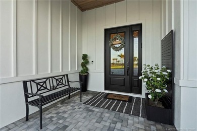 Experience the rare opportunity to enjoy luxury farmhouse living - photo 10