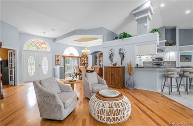 Welcome to this exceptional 2006 3-bedroom, 3-bathroom residence - photo 6