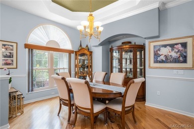 Welcome to this exceptional 2006 3-bedroom, 3-bathroom residence - photo 7