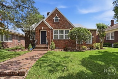 Charming and well-built, this beautifully maintained 4 bedroom - photo 1