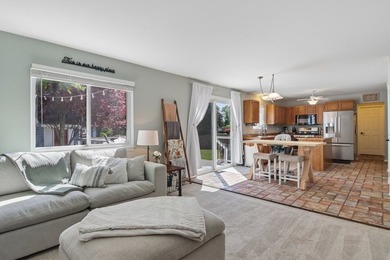 Charming 4-Bed/2.5-Bth home in desirable Lake in the Hills! This - photo 11