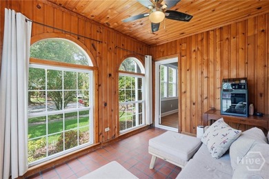 Charming and well-built, this beautifully maintained 4 bedroom - photo 8