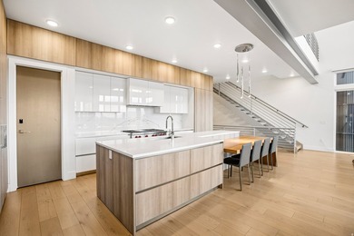 Luxury StandAlone Townhome at Apex Residences - Premier - photo 10