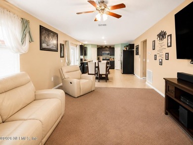 Spacious opportunity in a desirable Jacksonville location! Don't - photo 8