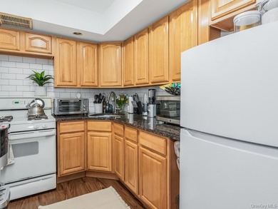 DELIVERED VACANT - Rare opportunity to own a fully maintained - photo 18