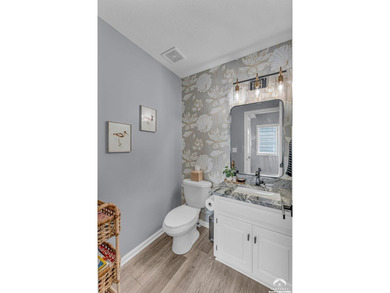Look no further, this turn-key townhome has it all! This move-in - photo 19
