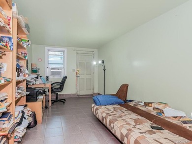 DELIVERED VACANT - Rare opportunity to own a fully maintained - photo 25