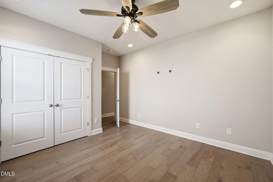 Welcome to like-new living in Burlington's highly desirable - photo 26