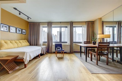 Price Improvement Sun-Drenched. Stunning. Sprawling. Welcome to - photo 2