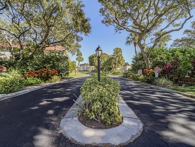 Charming one-bedroom, 1.5 bath condo located in the desirable - photo 2