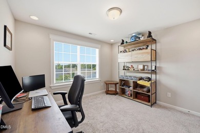 Welcome to like-new living in Burlington's highly desirable - photo 33