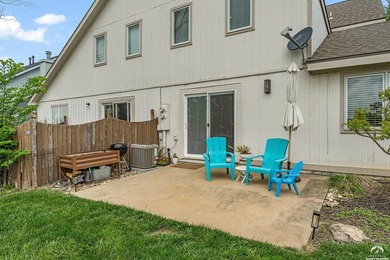 Look no further, this turn-key townhome has it all! This move-in - photo 34