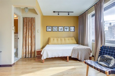 Price Improvement Sun-Drenched. Stunning. Sprawling. Welcome to - photo 5