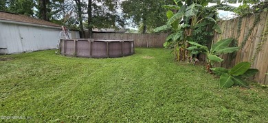 Investor Special - Endless Potential! Bring your vision and - photo 6