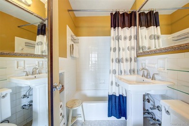 Price Improvement Sun-Drenched. Stunning. Sprawling. Welcome to - photo 7