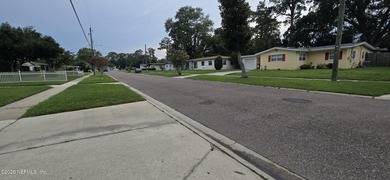 Investor Special - Endless Potential! Bring your vision and - photo 8